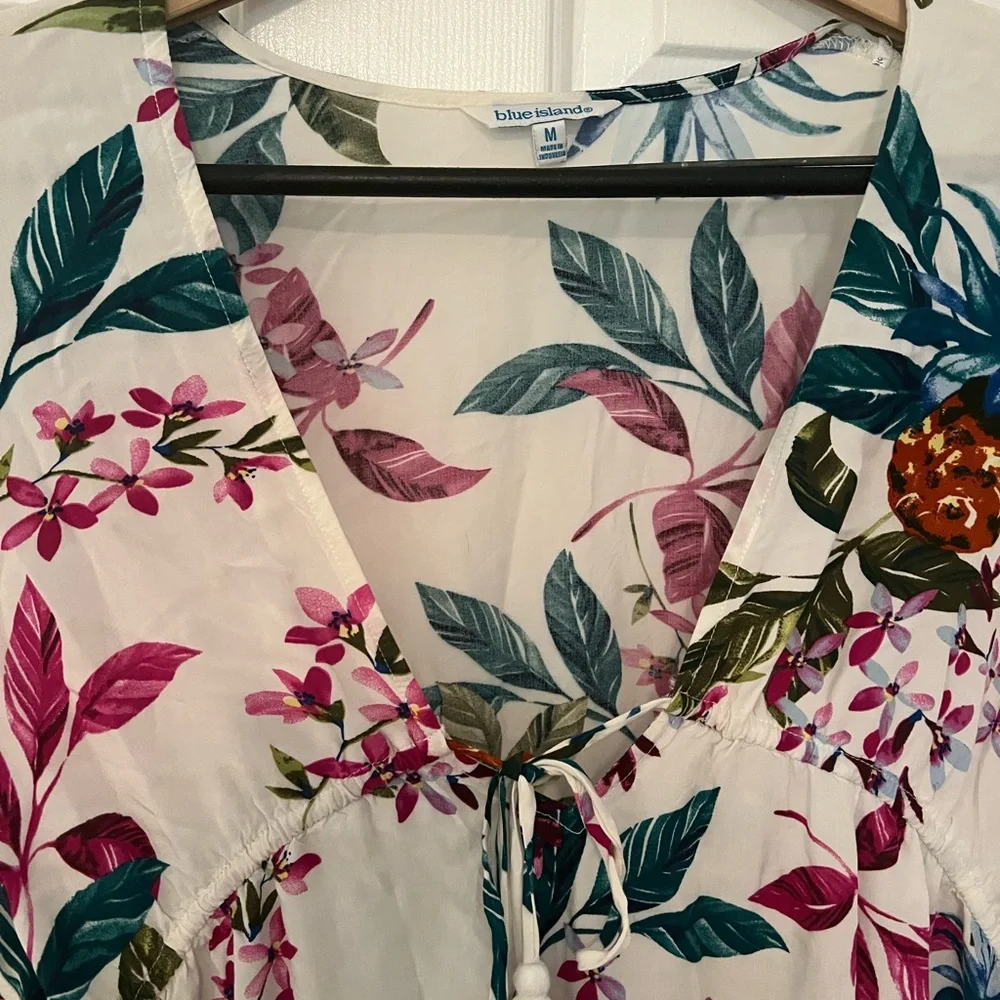 Blue Island Tunic Top - Picture 2 of 4